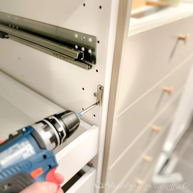 IKEA Schrank abschließbar machen So geht es mit METOD